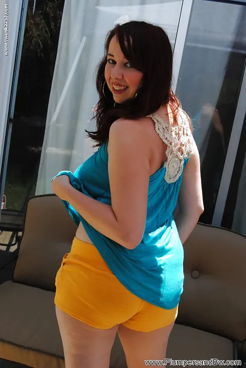 Chubby Brunette Undresses and Shows Off Her Big Tits and Ass – photo 8 of 16