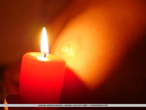Joseline Joker: Redhead Fingers Her Shaved Pussy by Candlelight – photo 5 of 16