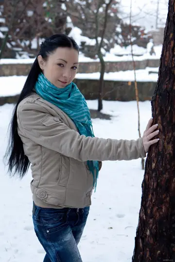 Busty Woman in Stockings and Jeans Spreads Her Hairy Pussy Outdoors