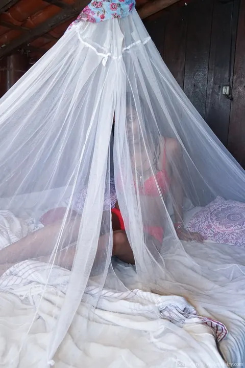 Sofia Cuty: Busty Ebony Woman Pulls Aside Her Panties and Spreads Her Hairy Pussy – photo 1 of 16