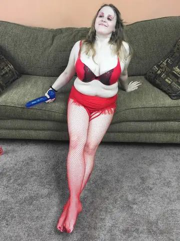 Curvy Blonde MILF Masturbates with Fingers and Dildo