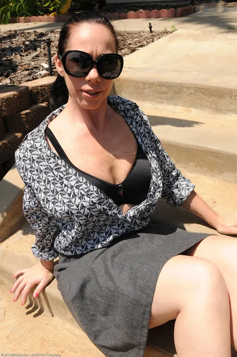 Mature Brunette MILF Flashes Outdoors Then Strips and Spreads – photo 3 of 20