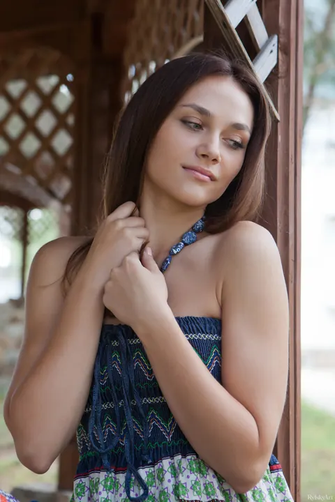 Brunette in a Dress Spreads Her Legs – photo 3 of 20