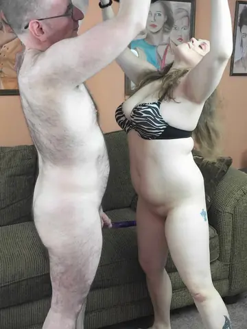 Alexsis Sweet – Curvy Brunette MILF in Panties Gives a Blowjob for a Facial