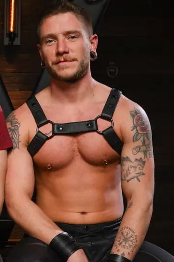 Man Strips Nude and Submits to Rope Bondage