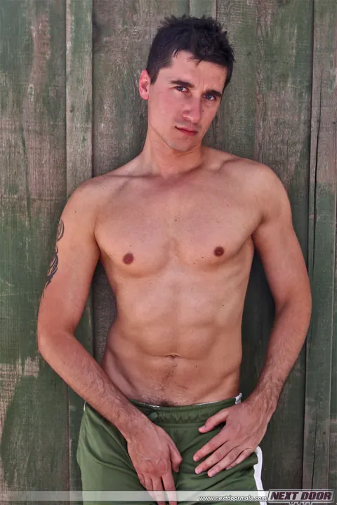 Hairy Brunette Guy Fingers His Ass and Spreads His Cheeks – photo 15 of 18