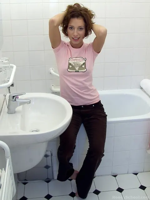 Michaela Kovarova: Czech MILF Strips Out of Her Bikini in the Bathroom – photo 1 of 21