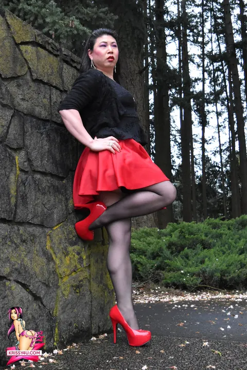 Curvy Asian Trans Woman Flaunts Stockings and Heels Outside – photo 1 of 16