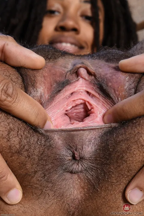 Olivia Green: Ebony Brunette in a Bikini Spreads Her Trimmed Pussy Outdoors – photo 21 of 21