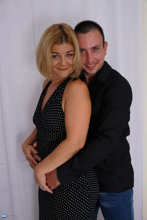 Curvy Mature Blonde Rides Her Lover in a Skirt – photo 3 of 16