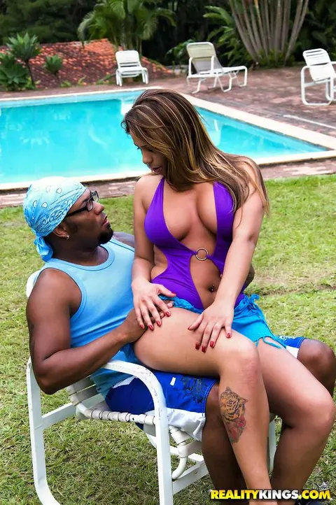 Diana Lins: Thick Latina MILF Takes Interracial Fuck by the Pool – photo 1 of 16