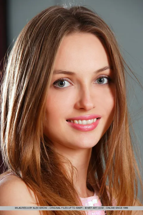 Milagres A: European Brunette Spreads Her Shaved Pussy on the Chair – photo 1 of 18