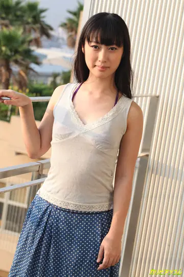 Petite Asian Babe in a Bikini Takes a Creampie