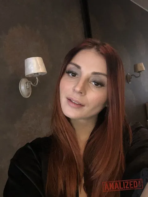Leyla Mult: Redhead with Big Tits Strips Nightgown and Spreads Her Pussy – photo 1 of 10