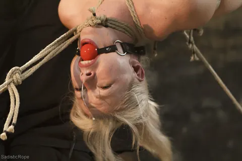 Dylan Ryan: Tall Blonde in Rope Bondage Squirts During Facesitting – photo 12 of 21