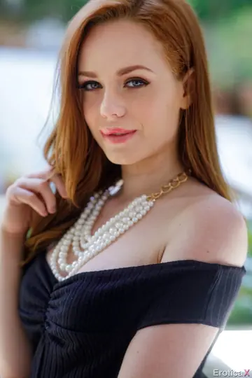 Ella Hughes – European Redhead Sucks Cock Outdoors Then Gets Fucked on the Sofa