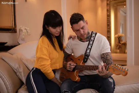 Sasha Colibri: Tattooed Brunette MILF Takes Anal and Rides Her Guitar Teacher – photo 3 of 18