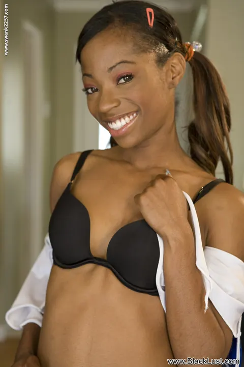Casey Love: Petite Ebony Brunette in Glasses Strips and Spreads Her Pussy – photo 2 of 20