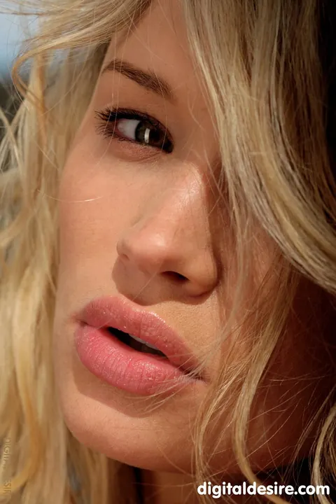 Heather Starlet: Blonde with Small Natural Tits Shows Her Tattoo – photo 20 of 21