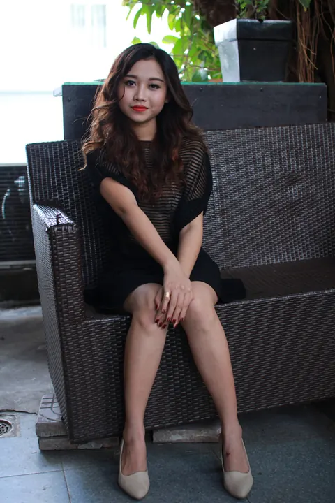 Petite Asian Woman Shows Her Legs in a Dress Outdoors – photo 11 of 21
