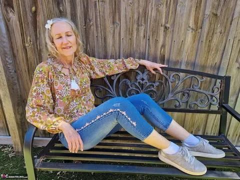 Hairy Mature Blonde Woman Spreads Outdoors in Jeans and Socks – photo 16 of 16