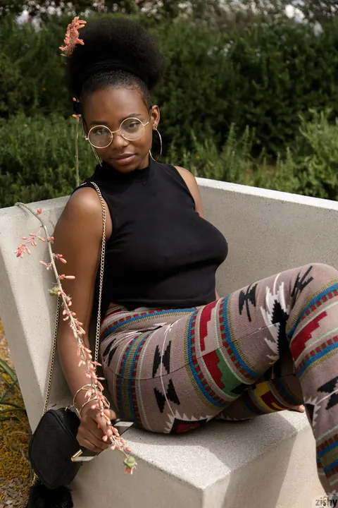 Neda Marie: Petite Ebony Babe Flashes Her Big Natural Tits Outdoors – photo 3 of 12