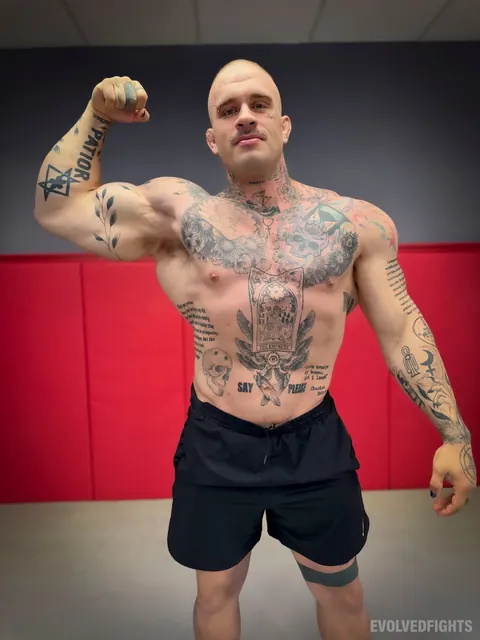 Davin Strong: Busty Tattooed Woman Strips and Gets Fucked by a Huge Man – photo 3 of 21