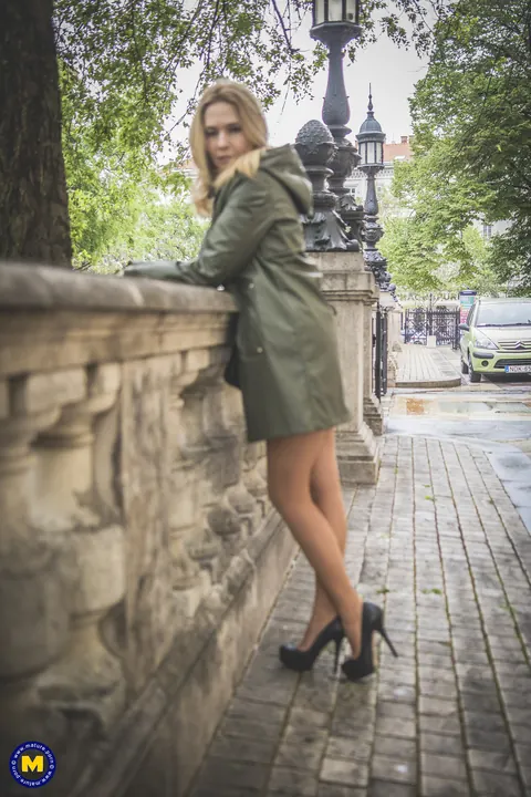 Alexa Bi: Petite Hungarian MILF Flashes Her Legs Outdoors in Heels – photo 11 of 20