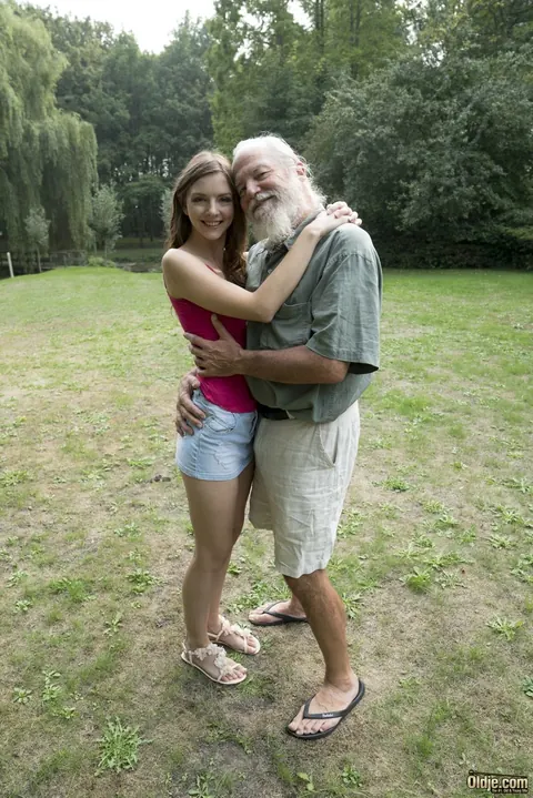 Rebeka Ruby: Skinny Brunette Gets Fucked Outdoors by a Man – photo 2 of 20