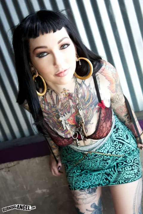 Adahlia: Busty Brunette Spreads Her Shaved Pussy Showing Her Tattoos – photo 6 of 17