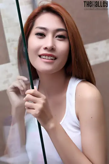 Linlin – Asian Redhead Shows Her Big Tits in the Bathroom