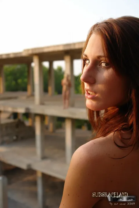 Caroline Fox: Tall Woman in Glasses Bound and Fucked Outdoors – photo 14 of 16