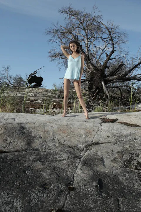 Roza Abdurazakova: Brunette PAWG Spreads on the Beach and in the Forest – photo 1 of 21