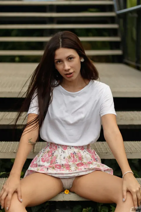 Paloma Andaquies: Thick Colombian Brunette in Lingerie and Skirt Spreads Outdoors – photo 3 of 12