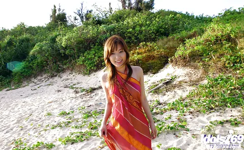 Yua Aida: Japanese Babe Shows Her Big Tits and Hairy Pussy on the Beach – photo 13 of 16