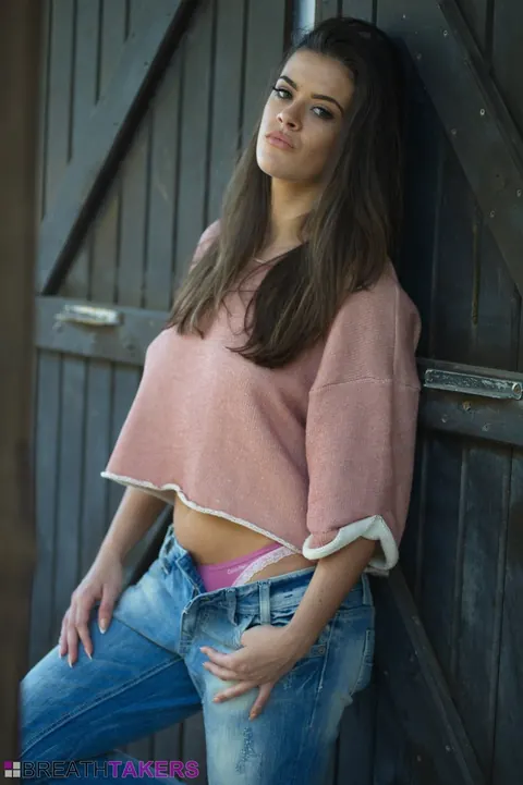 Brook Wright: Brunette with Big Natural Tits Unbuttons Her Jeans and Spreads Her Legs – photo 2 of 12