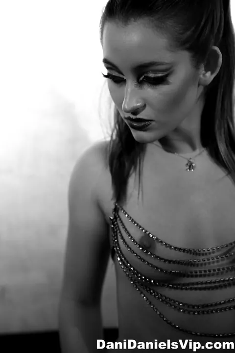 Dani Daniels: Brunette MILF Unzips Leather Pants and Spreads Her Legs – photo 1 of 15