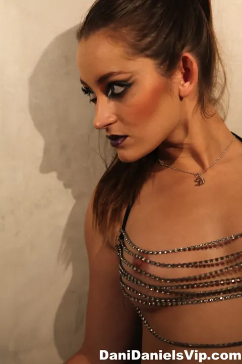 Dani Daniels: Brunette MILF Unzips Leather Pants and Spreads Her Legs – photo 7 of 15