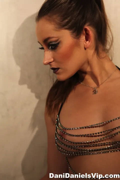 Dani Daniels: Brunette MILF Unzips Leather Pants and Spreads Her Legs – photo 6 of 15