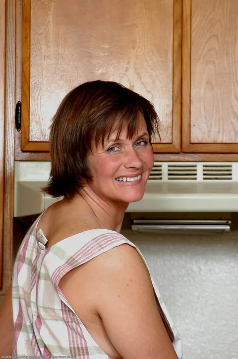 Busty Mature Brunette Undresses and Spreads Her Hairy Pussy – photo 2 of 20