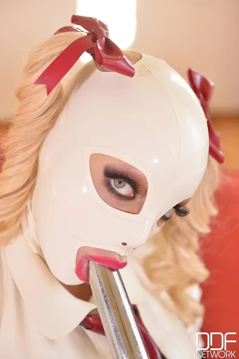 Latex Lucy: Blonde British MILF in Latex Costume Masturbates in Bondage – photo 21 of 21
