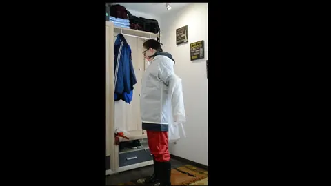 Woman in Latex and Boots Does Self Bondage in Glasses – photo 8 of 16