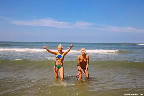 Vanda Lust: Dutch Blondes in Bikinis Finger and Lick Pussy Outdoors – photo 9 of 21