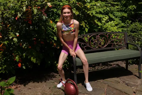 Jessica Marie: Petite Redhead Strips Out of Her Shorts Outdoors – photo 2 of 20