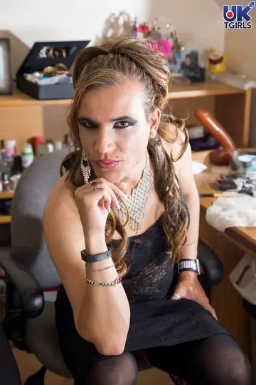 British Trans Woman Strips Out of Her Lingerie and Poses Nude