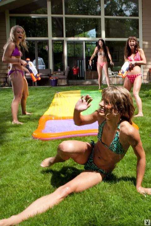Caitlin Lee: Busty Blonde and Small-Titted Brunette Spread Outdoors – photo 14 of 17