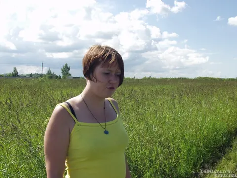 BBW with Short Hair Takes Anal Doggy Style in the Forest – photo 6 of 16