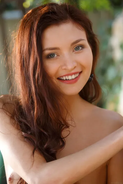 Skinny Brunette Spreads Her Shaved Pussy in the Open Air – photo 21 of 21