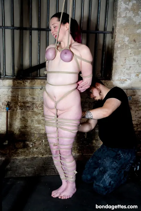 Alora Lux: Busty Brunette Stands Naked Bound in Rope – photo 19 of 21