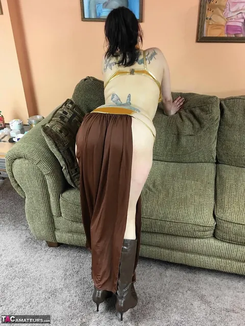 Lavender Rayne: BBW MILF in Boots Gives POV Blowjob – photo 8 of 16